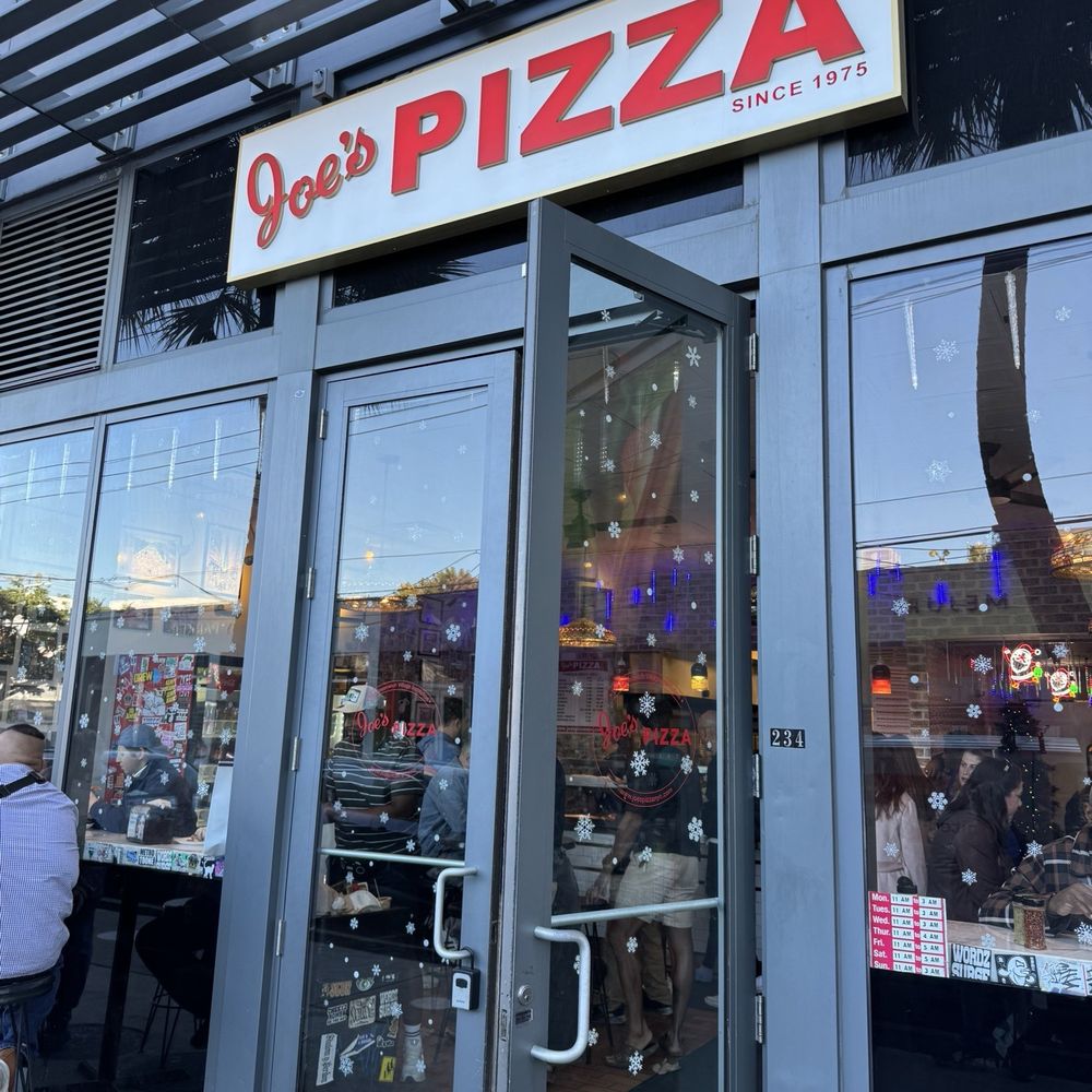 Joe's Pizza - Pizza Near Me - Miami, Florida