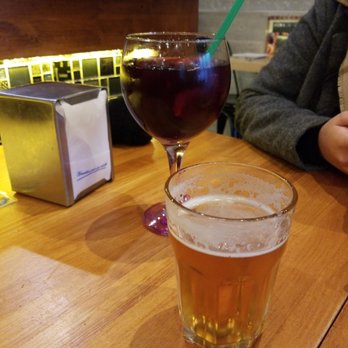 España Cañi - Tinto de Verano y una Caña - Spanish Near Me - Madrid, M