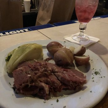 220 East - Corned beef and cabbage - Salad Near Me - Tampa, Florida 220 East - Corned beef and cabbage - Salad Near Me - Tampa, Florida