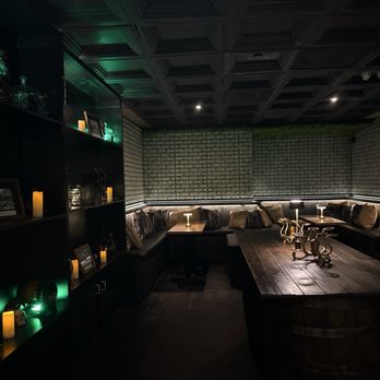 The Green Hat Speakeasy - Speakeasies Near Me - Fort Lauderdale, Florida