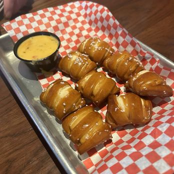 Joe Willy’s - Pretzel Bites & Queso - Burgers Near Me - Denver, Colorado Joe Willy’s - Pretzel Bites & Queso - Burgers Near Me - Denver, Colorado