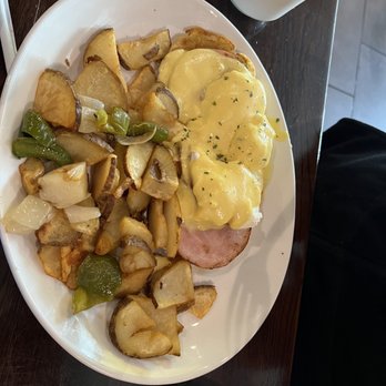 The Scratch Room - Original Eggs Benedict - Breakfast & Brunch Near Me - Anaheim, California