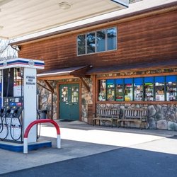 B & R Grocery - We are the last stop to the top for gas; the top of Wintergreen Resort that is. Ethanol Free gas. Ladies we wont let you pump your gas..