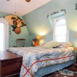 Bayfields Bed & Breakfast - Holly-n-Ivy bedroom, 2nd floor, sleeps 2-4
