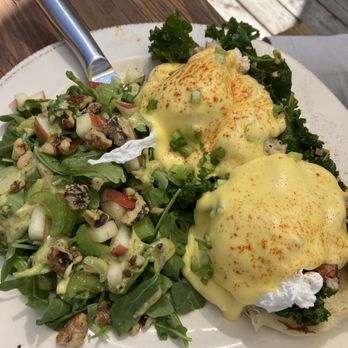 Bellingham Cider Company - Dungeness Benedict - Cideries Near Me - Bellingham, Washington