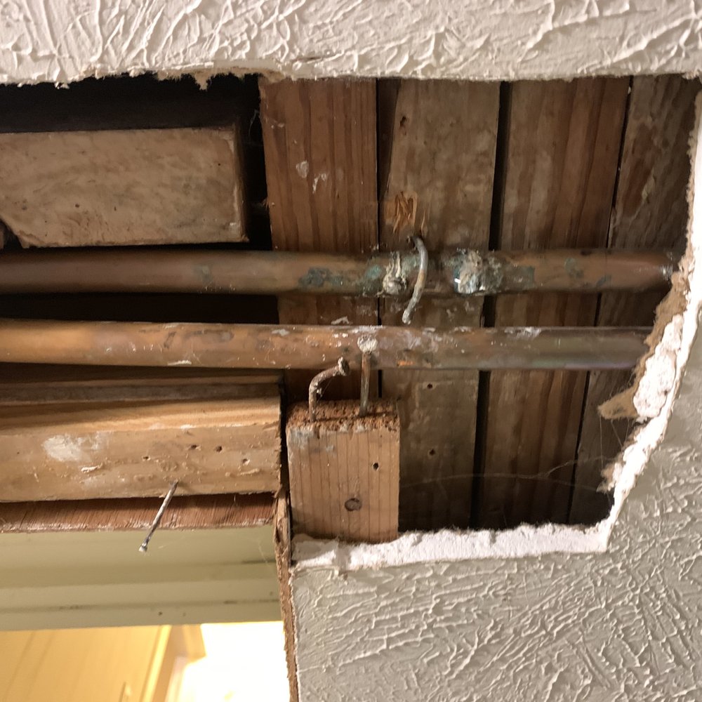 The dripping water line. The dripping water line.