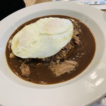 Aloha Kitchen - Loco moco - Breakfast & Brunch Near Me - Honolulu, Hawaii