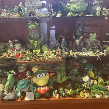 Angels Camp Museum - Frogs, so many ... too many to count! - Museums Near Me - Angels Camp, California