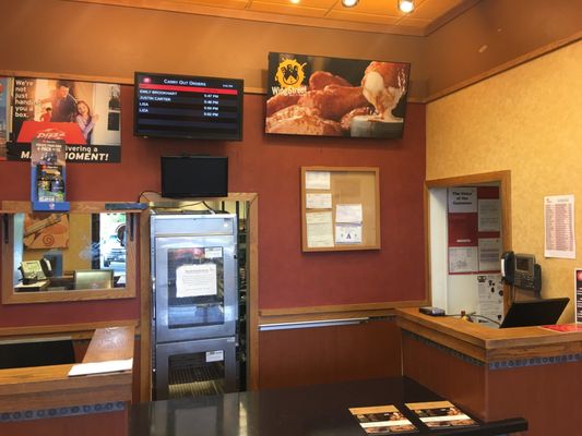 Pizza Hut by null