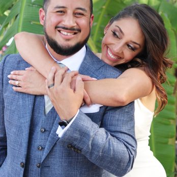 Elope in Austin - Have a favorite spot in or around Austin? We do pop up weddings & can officiate your ceremony anywhere in Austin. - Wedding Planning Near Me