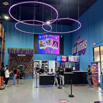Altitude Trampoline Park San Dimas - Entrance, check in area - Trampoline Parks Near Me - San Dimas, California Altitude Trampoline Park San Dimas - Entrance, check in area - Trampoline Parks Near Me - San Dimas, California
