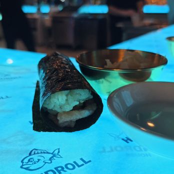 Handroll House - Sushi Bars Near Me - East Rutherford, New Jersey Handroll House - Sushi Bars Near Me - East Rutherford, New Jersey