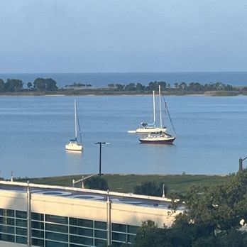 Harrah's Gulf Coast - Hotels Near Me - Biloxi, Mississippi