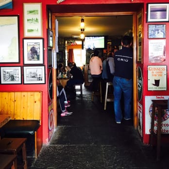 Tigh Ned - Pubs Near Me - An Baile Thiar, G Tigh Ned - Pubs Near Me - An Baile Thiar, G