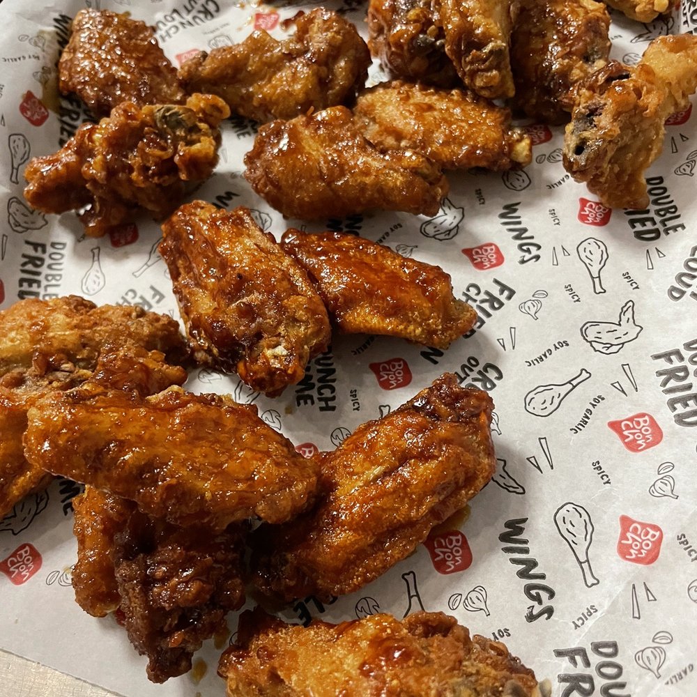 Bonchon - 20 piece wings (half soy garlic and half spicy) - amazing! - Korean Near Me - Glenview, Illinois