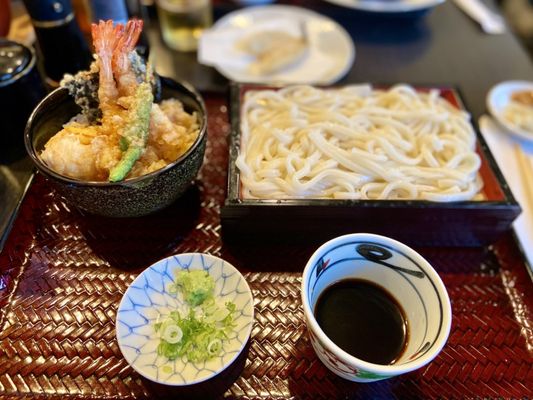 Tendon Tempura Carlos Jr by null