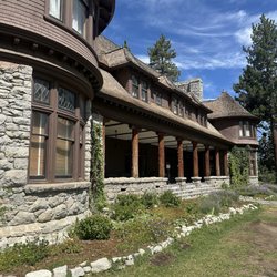Hellman-Ehrman Estate - Front of mansion