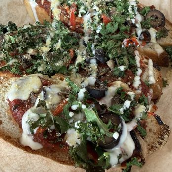 Itality - Puebloan Puzza with lion's mane - Vegan Near Me - Albuquerque, New Mexico