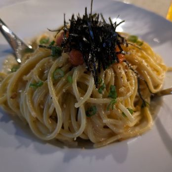 The Social Honolulu - Uni pasta is a favorite! - American Near Me - Honolulu, Hawaii The Social Honolulu - Uni pasta is a favorite! - American Near Me - Honolulu, Hawaii