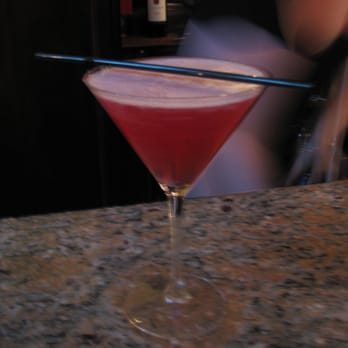 Fitzgerald's - Cosmopolitan - Pubs Near Me - Dublin, D