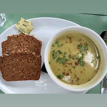 The Ivy Cottage - Soup of the day - potato and leek - Irish Near Me - Doolin, CE
