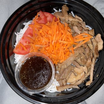 Banh Mi & Ti - Vermicelli bowl (pork n roll) - Vietnamese Near Me - Pittsburgh, Pennsylvania