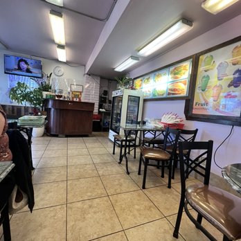 2000 Vietnam Restaurant - Inside - Vietnamese Near Me - Albuquerque, New Mexico