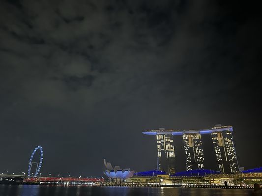 Merlion Park by null