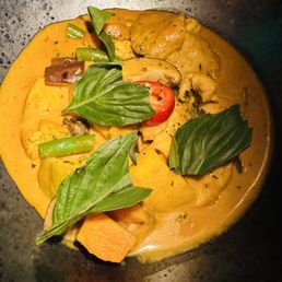 Chicken Curry *contains Tree Nuts
