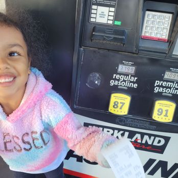 Costco Gasoline - Gas Stations Near Me - Van Nuys, California