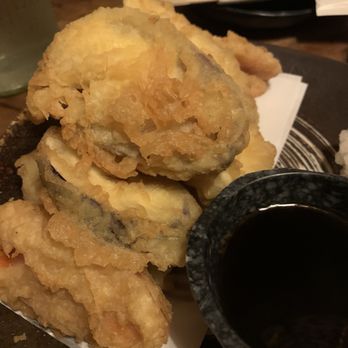 Doraku Sushi Kakaako - Veggie Tempura - Sushi Bars Near Me - Honolulu, Hawaii