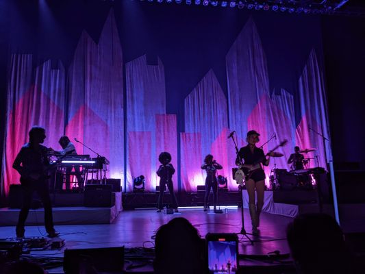 Pearl Theater by null