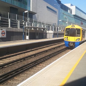 Shepherd's Bush - Public Transportation Near Me - London, XGL