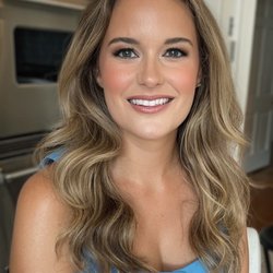 Avenue West Salon and Spa - Styledxshanna This is your reminder that you don't always have to have a super fancy or important event to attend to book a makeup appointme