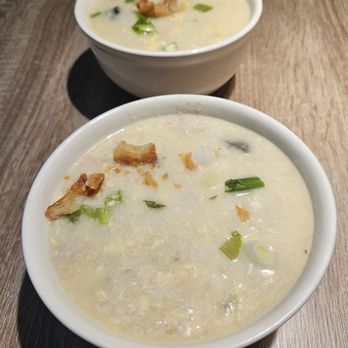 SoHoMei - P7. Shrimp and Pork Shantou Steamed Rice Roll w/- Pork & Preserved Egg Porridge 鮮蝦豬肉特式汕頭腸粉 配 皮蛋瘦肉粥 - Chinese Near Me - San Francisco, California