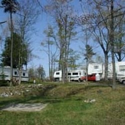 Autumn Moon Campgrounds - Wooded or pull through RV sites