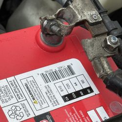 AutoZone - Unconnected battery