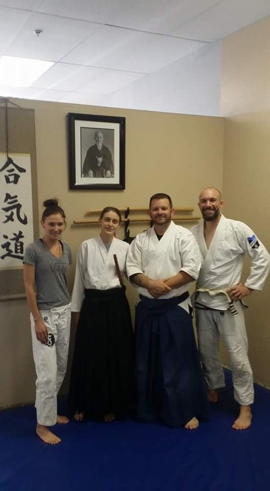 Ishizue Aikido Logo