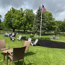 Pellicano Vineyard Hamburg Winery