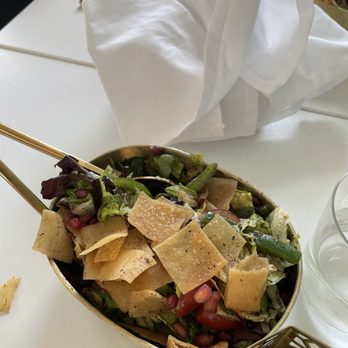 Lira Beirut Eatery - Mediterranean Near Me - Miami, Florida