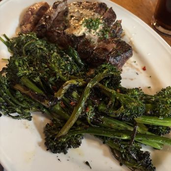 Luke's Kitchen and Bar - NY Strip- Chairman's Reserve - Seafood Near Me - Orlando, Florida Luke's Kitchen and Bar - NY Strip- Chairman's Reserve - Seafood Near Me - Orlando, Florida