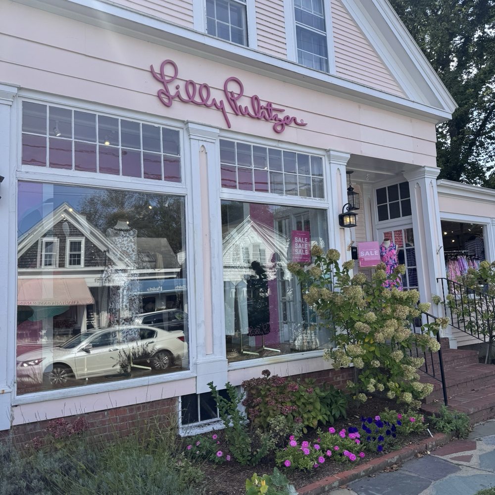 Lilly Pulitzer - Chatham - Women's Clothing Near Me - Chatham, Massachusetts Lilly Pulitzer - Chatham - Women's Clothing Near Me - Chatham, Massachusetts
