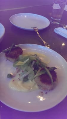 Current Fish and Oyster by null