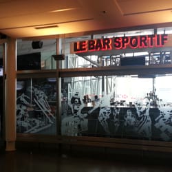 Le Bar Sportif - Front of Le Bar Sportif