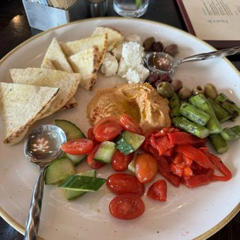 Six Seven Restaurant - Mediterranean Platter - New American Near Me - Seattle, Washington