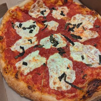 Il Gusto Pizza & Pasta - Margarita pizza - Pizza Near Me - Cincinnati, Ohio Il Gusto Pizza & Pasta - Margarita pizza - Pizza Near Me - Cincinnati, Ohio
