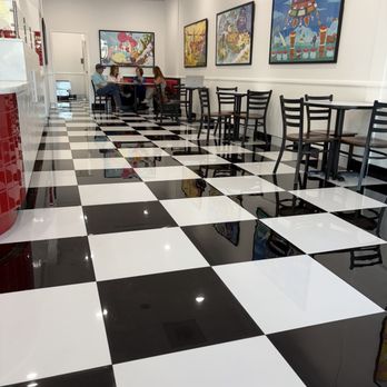 Bomberry - Dining Area - Acai Bowls Near Me - Walnut, California Bomberry - Dining Area - Acai Bowls Near Me - Walnut, California