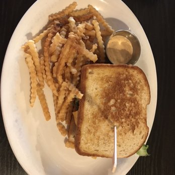 Shack Breakfast & Lunch - CEASE N' DESIST on toast, substitute of pretzel bun - American Near Me - Frontenac, Missouri
