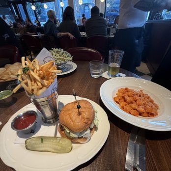 Little Original Joe’s - LOJ burger - Italian Near Me - San Francisco, California