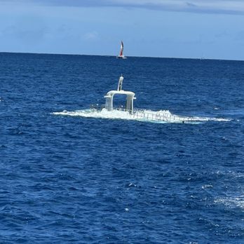 Atlantis Submarines Waikiki - Submarine diving - Kids Activities Near Me - Honolulu, Hawaii